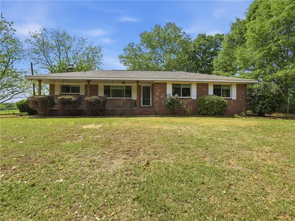 11 County Road 75, Notasulga, AL 36866