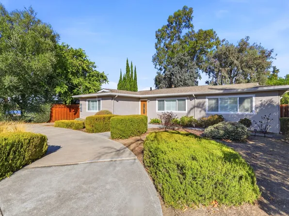 14370 Oka Ln, Los Gatos, CA 95032