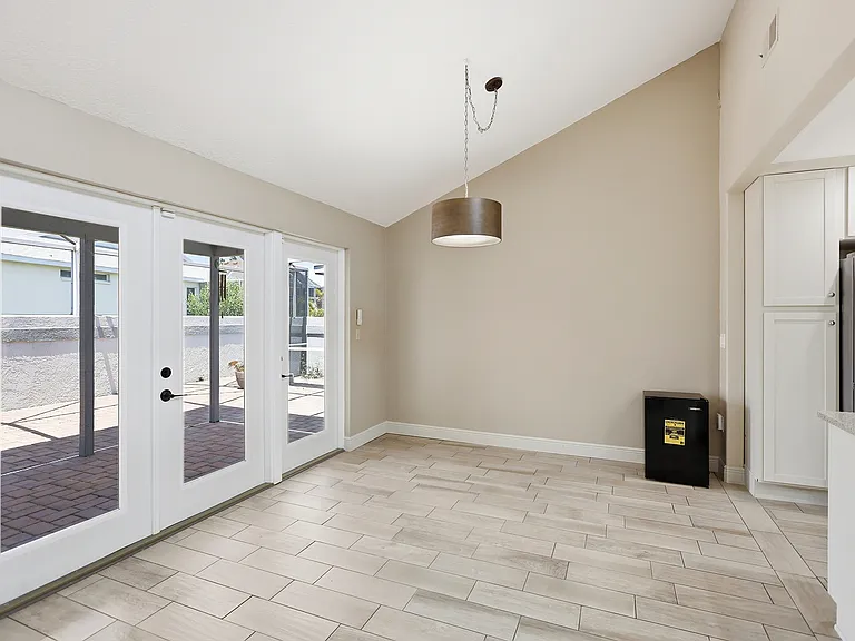 11206 Longwood Ct — Photo 29