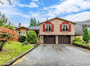 3465 Rubens Ct, Burlington, ON L7N3K3