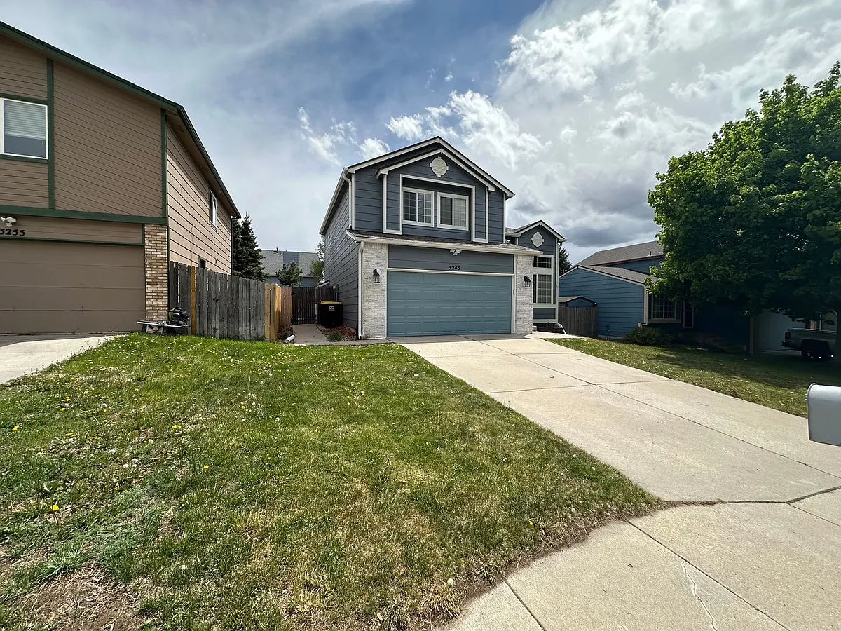 Building Photo - 3245 Richmond Dr