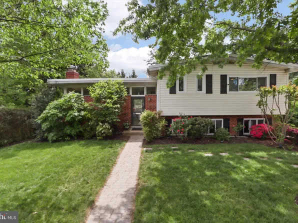 5002 Richenbacher Ave, Alexandria, VA 22304