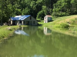 300 Kritter Crossing Ln, Independence, VA 24348