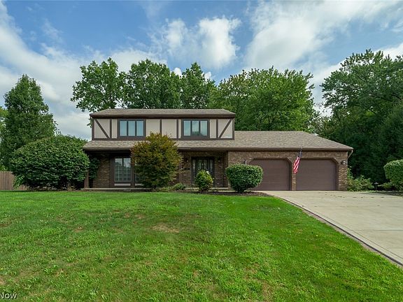 2nd image of 124 Saddle Ridge Cir SE