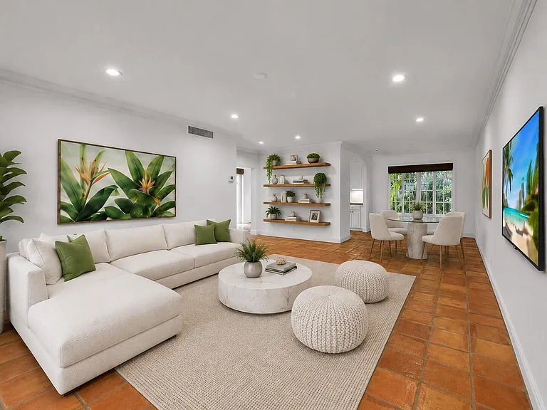 770 E Camino Real #40 — Photo 2