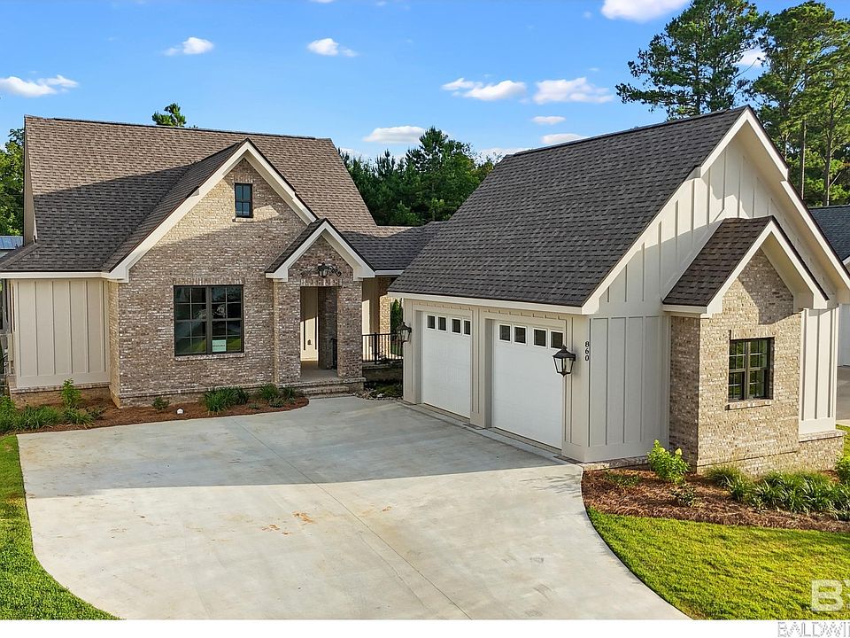 1st image of 860 Geranium Dr