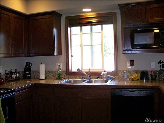 5th image of 6900 288th St NW