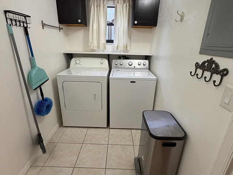 219 E Hartford St #6-4A — Photo 12
