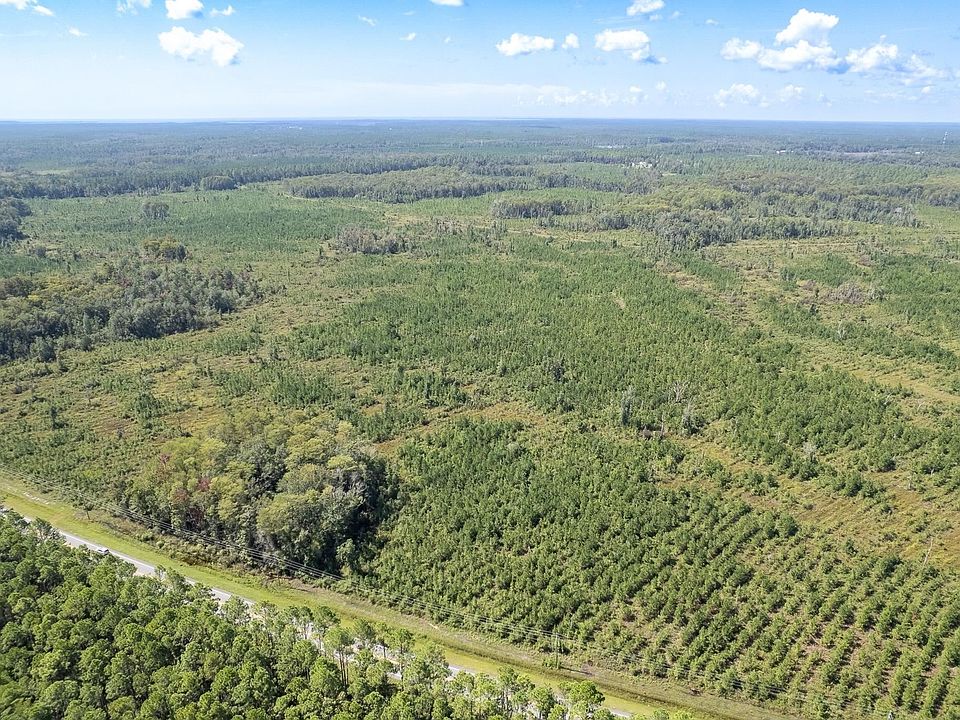 2nd image of 14 Growing Timbers Rd