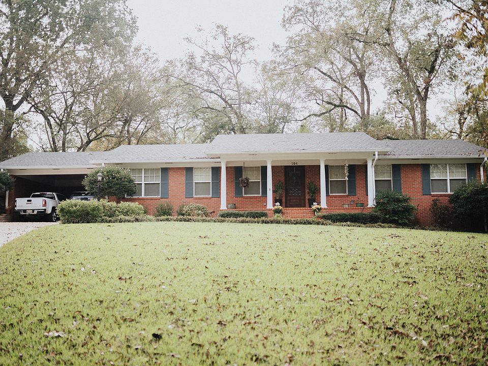 1st image of 104 Briarwood Dr