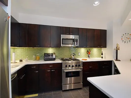 Sold by Sotheby's International Realty | media 12