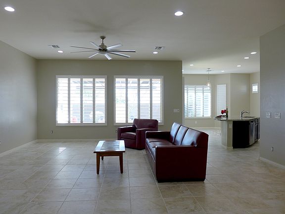 Large bright Great Room
