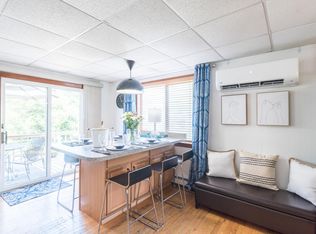 61 Baltimore Ave APT A, Narragansett, RI 02882