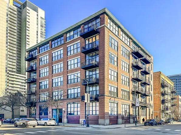 817 W Washington Blvd Unit 104, Chicago, IL 60607