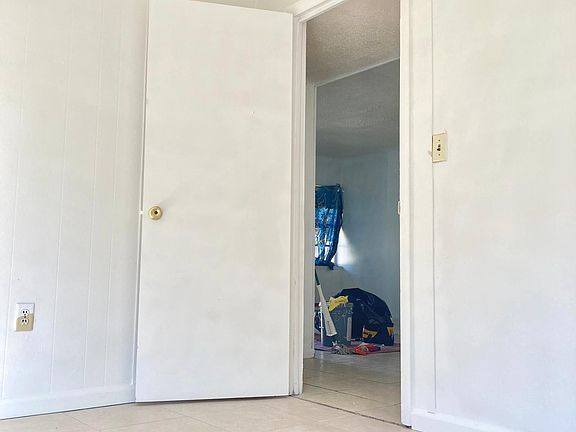 3rd image of 5906 Terrace Square Dr #A