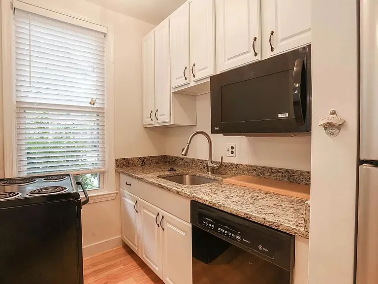 2153 Newport Pl NW — Photo 9