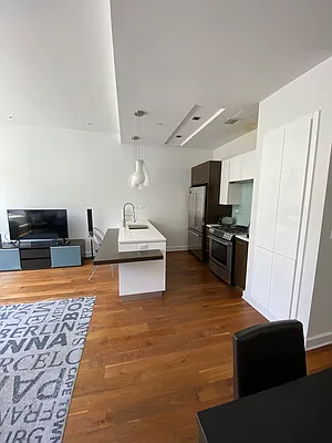 Rented by Modern Spaces | media 12