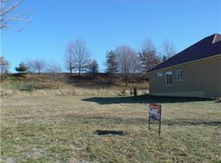 4537 NE Fairway Homes Dr, Lees Summit, MO 64064