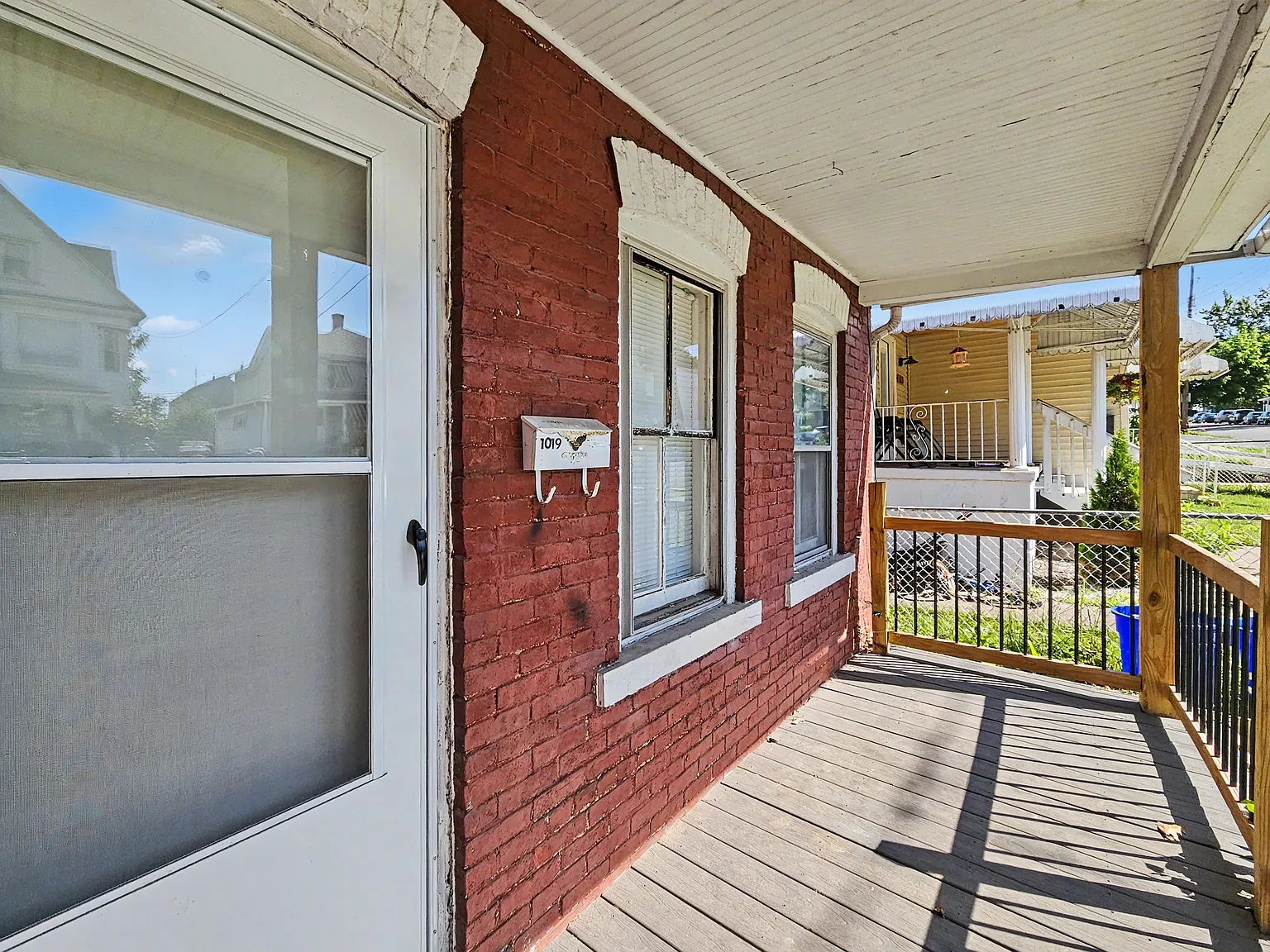 1017-1019 North Irving Avenue - 1019 — Photo 3