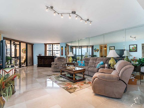 5th image of 1155 Hillsboro Mile APT 609