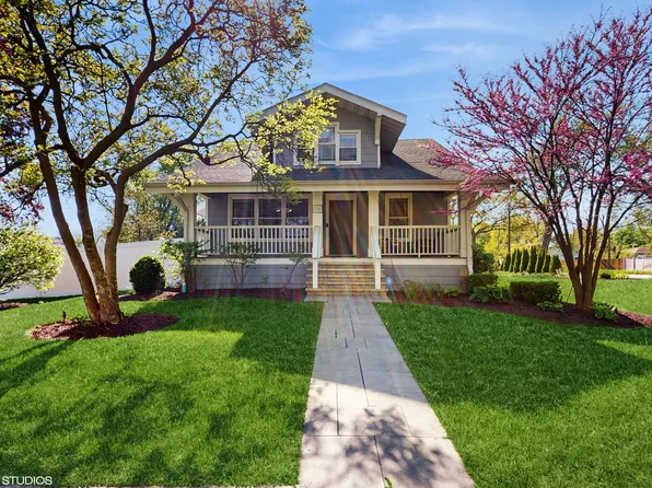 416 N Yale Ave, Villa Park, IL 60181