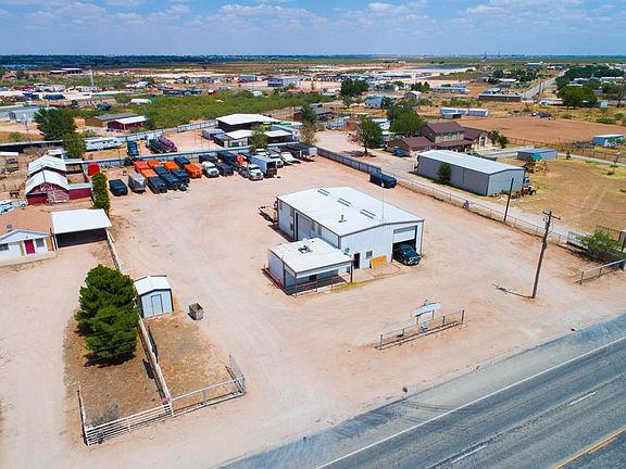 3rd image of 5203 E Highway 158