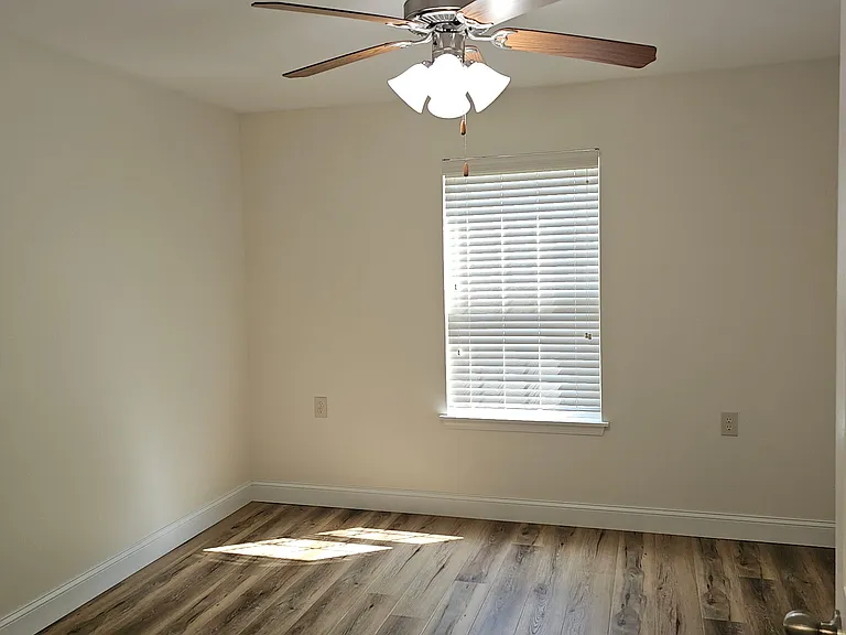 151 Vixen Cir #G — Photo 5
