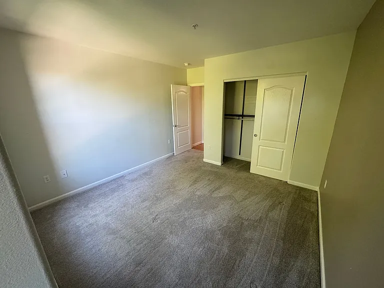 5350 Dunlay Dr #814 — Photo 15