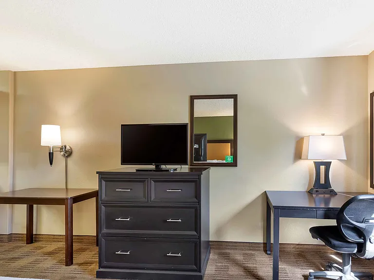 Studio Suite - 1 King Bed