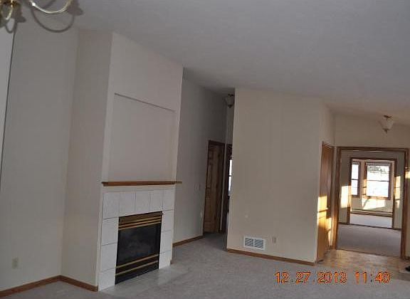 3rd image of 1733 Donegal Dr
