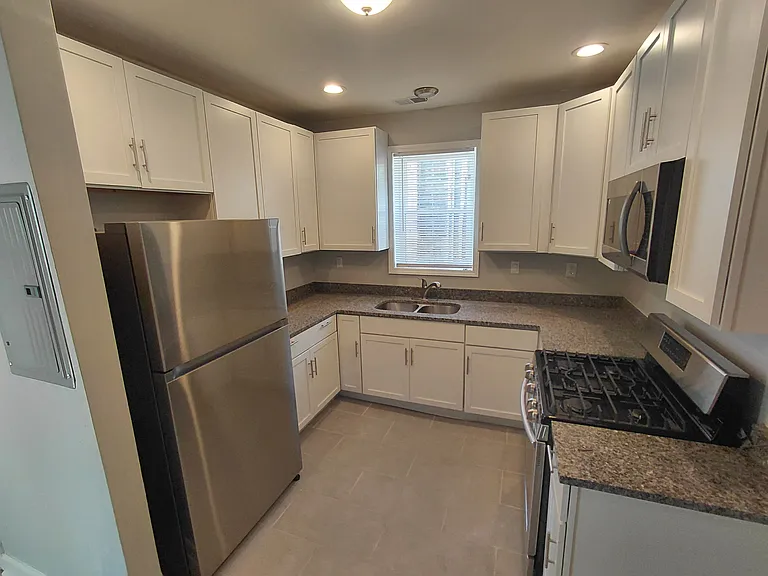 5216 S Peoria St #2 — Photo 7