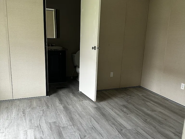 311 S Sherman Ave #B — Photo 9