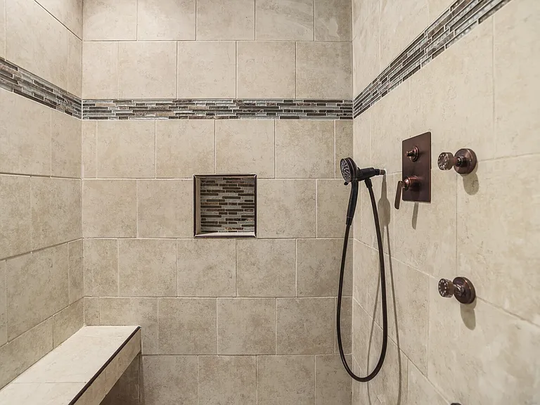 3127 Creekview Ln — Photo 51