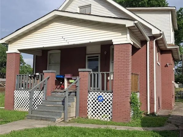 2450 Iowa St, Granite City, IL 62040