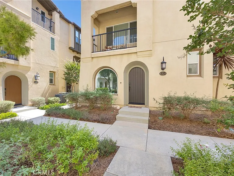 6328 Pacific Way — Photo 2