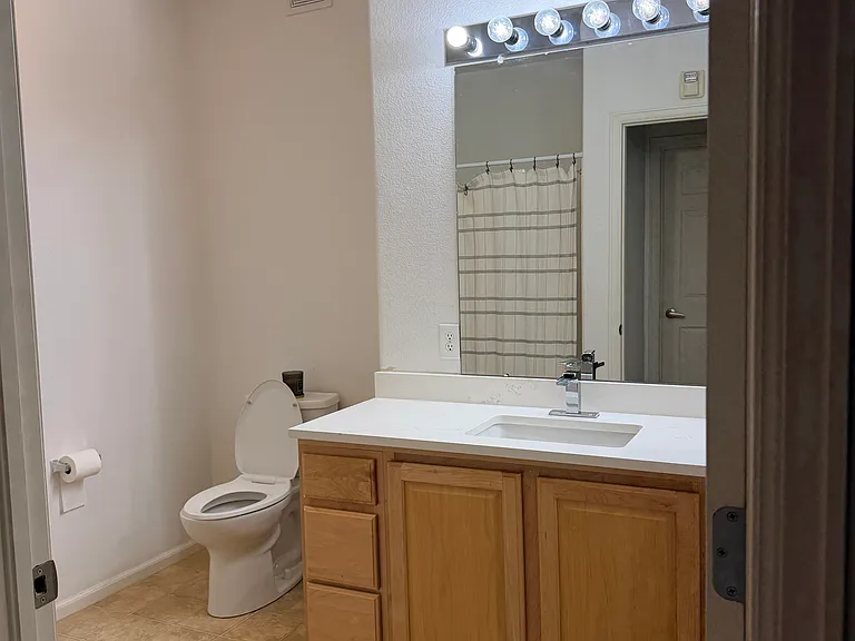 5255 Memphis St #1001 — Photo 9