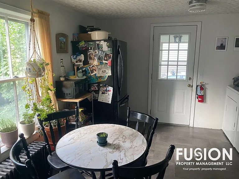 54 Elm St — Photo 1