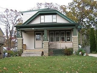 2nd image of 324 E Van Norman Ave