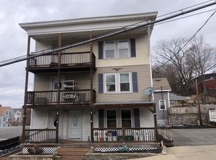 16 Pine St, Woonsocket, RI 02895