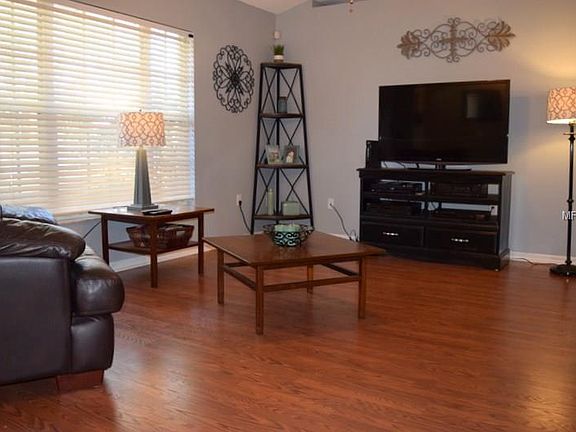 4th image of 931 S Dean Cir