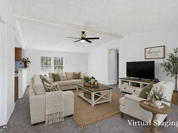 3rd image of 886 Walnut Dr