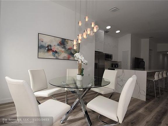3rd image of 20826 NW 21st St