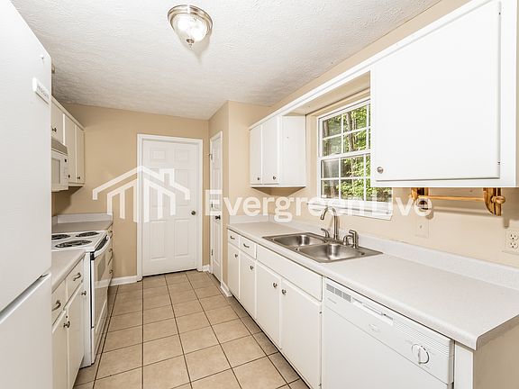 5th image of 5370 Red Valley Rd