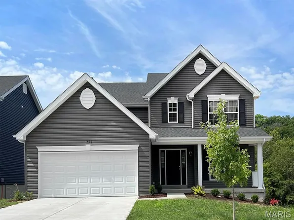 120 Harrow Dr, Wentzville, MO 63385