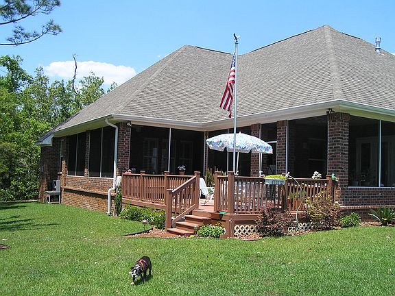 2nd image of 312 Oaklake Ln