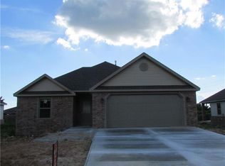 3254 Chelsey Ln, Springdale, AR 72764