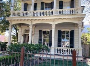 3102 Saint Charles Ave APT 9, New Orleans, LA 70115