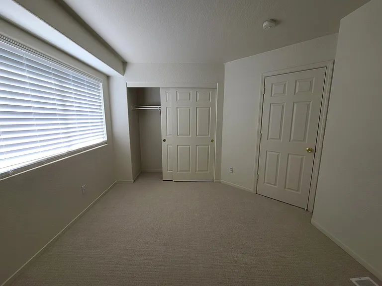2211 Meteorite Ln — Photo 10