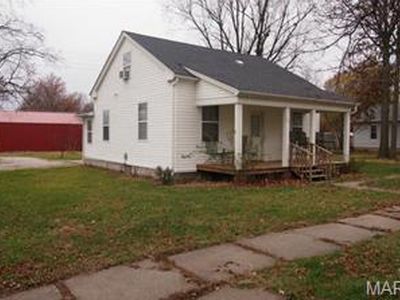 403 N Walker St, Montgomery City, MO, 63361