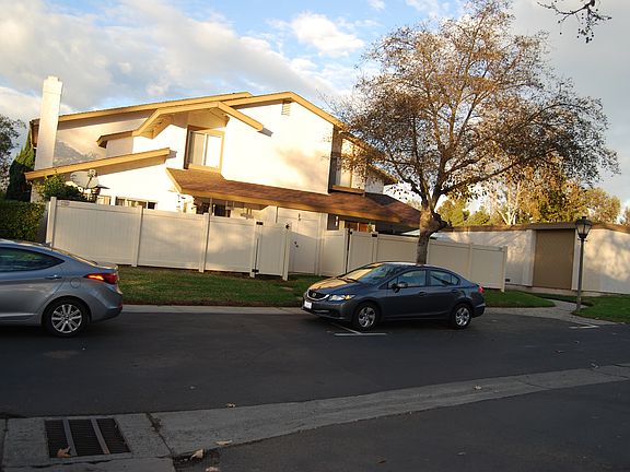 4-Plex Building
